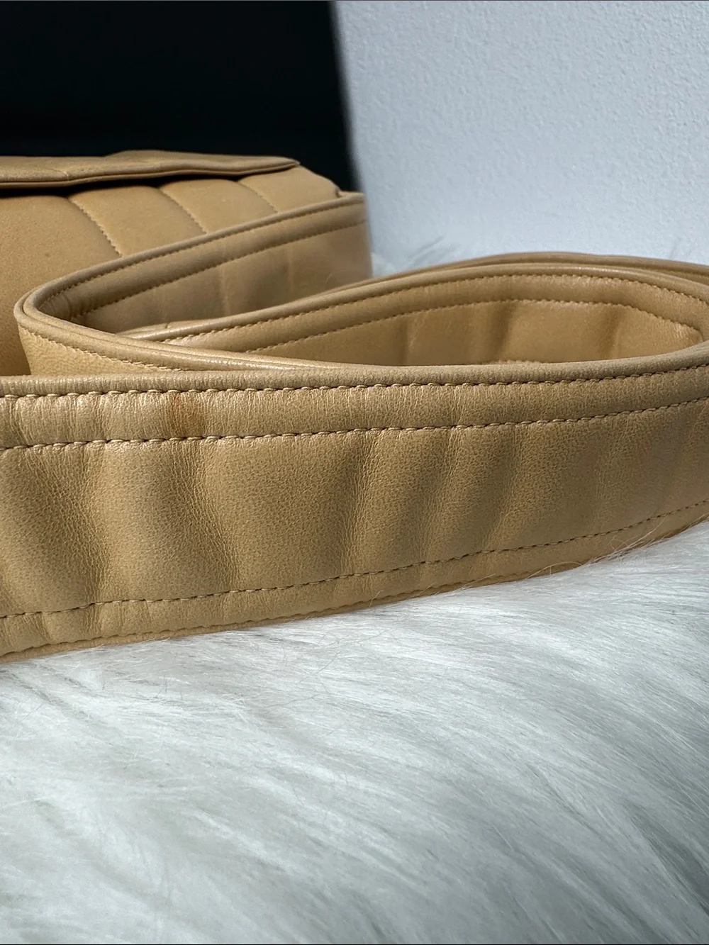 💯Authentic Vintage Chanel CC Logo Shoulder Bag – Beige Lambskin 🍀